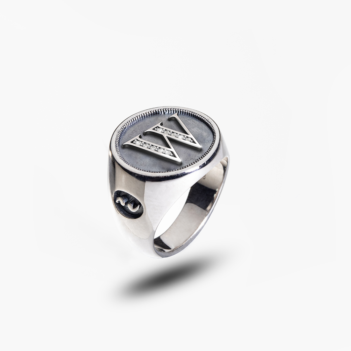 MONETA Silver Initial W Ring