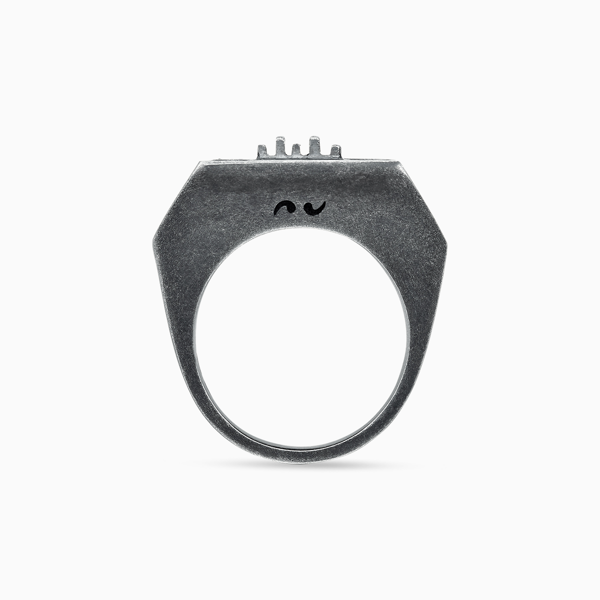 GLADIATOR Ring With Black Diamonds