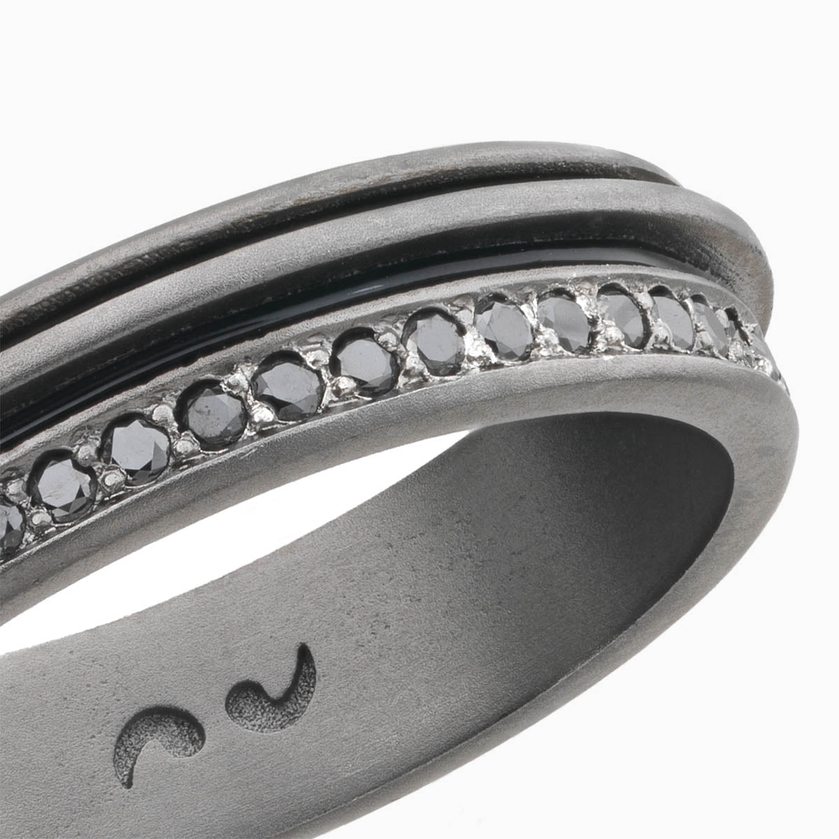 ACIES SLIM GEMSTONE BAND