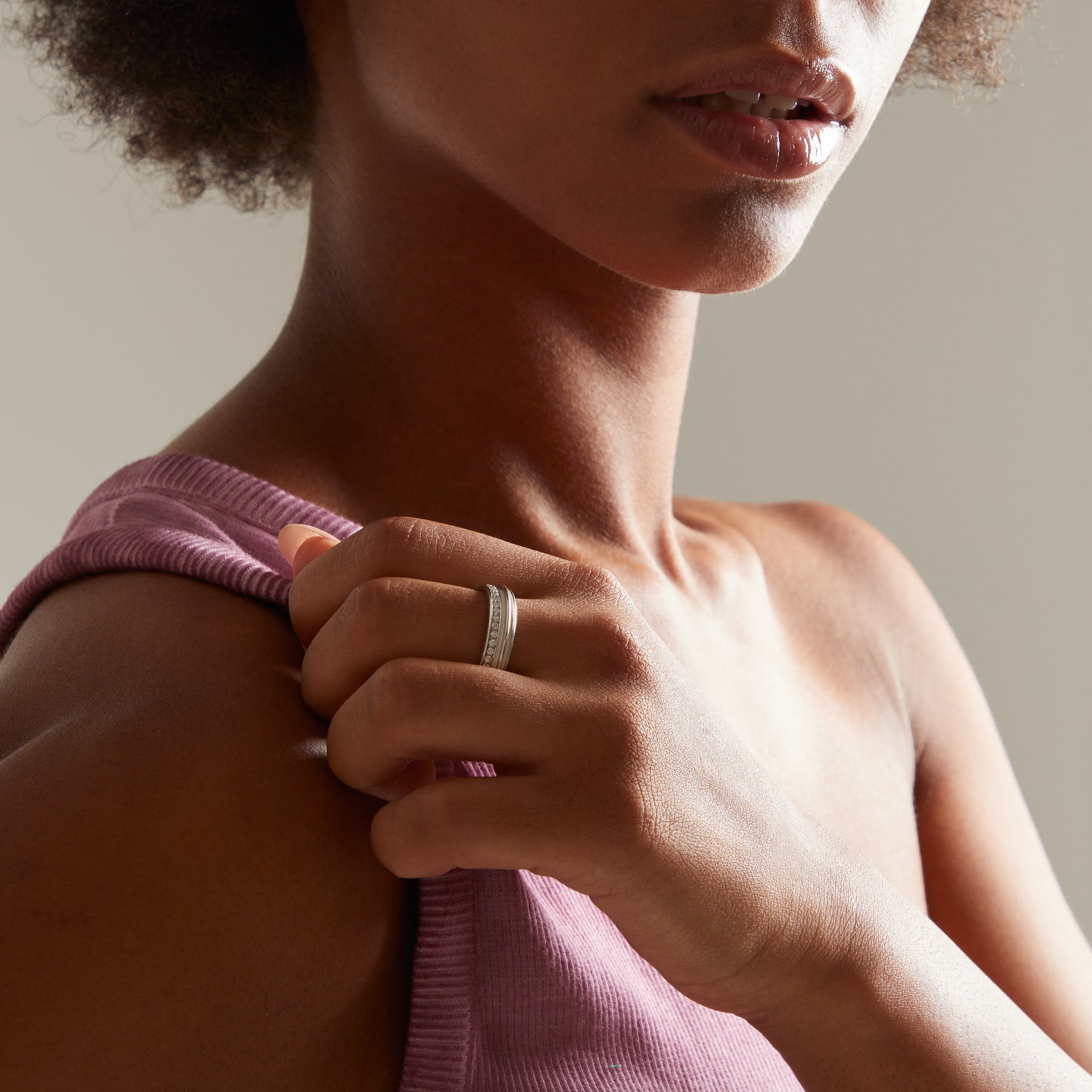 ACIES SLIM GEMSTONE BAND