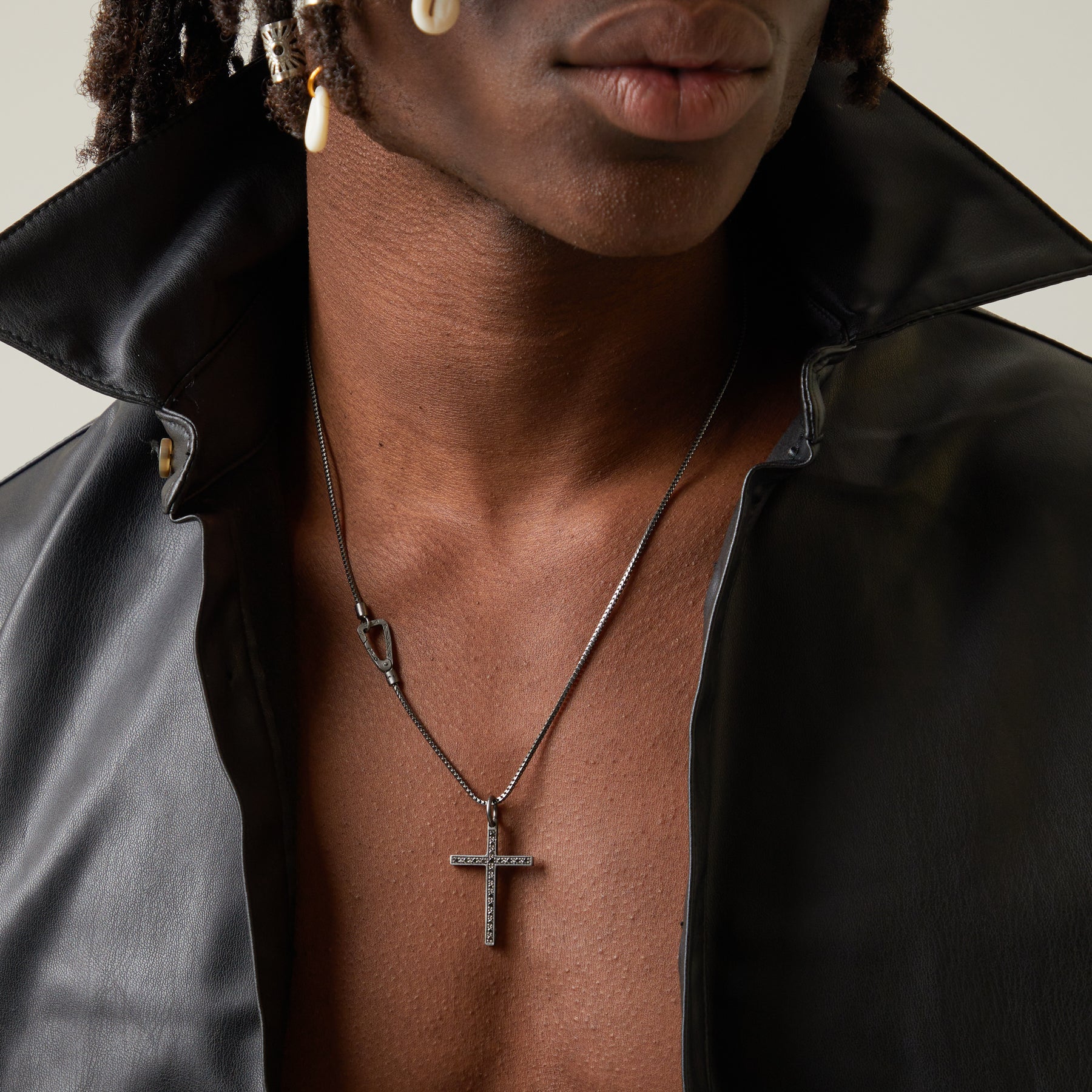 DIAMONDS'N'ROSES Gemstone Pendant