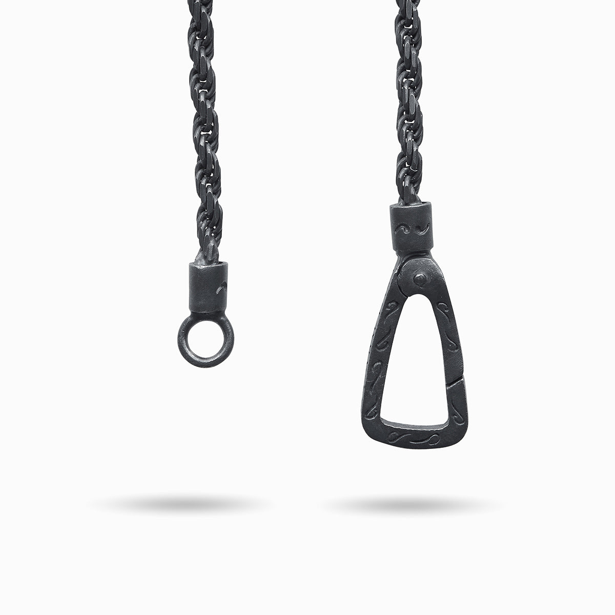 DIAMONDS'N'ROSES Silver Crucifix Pendant