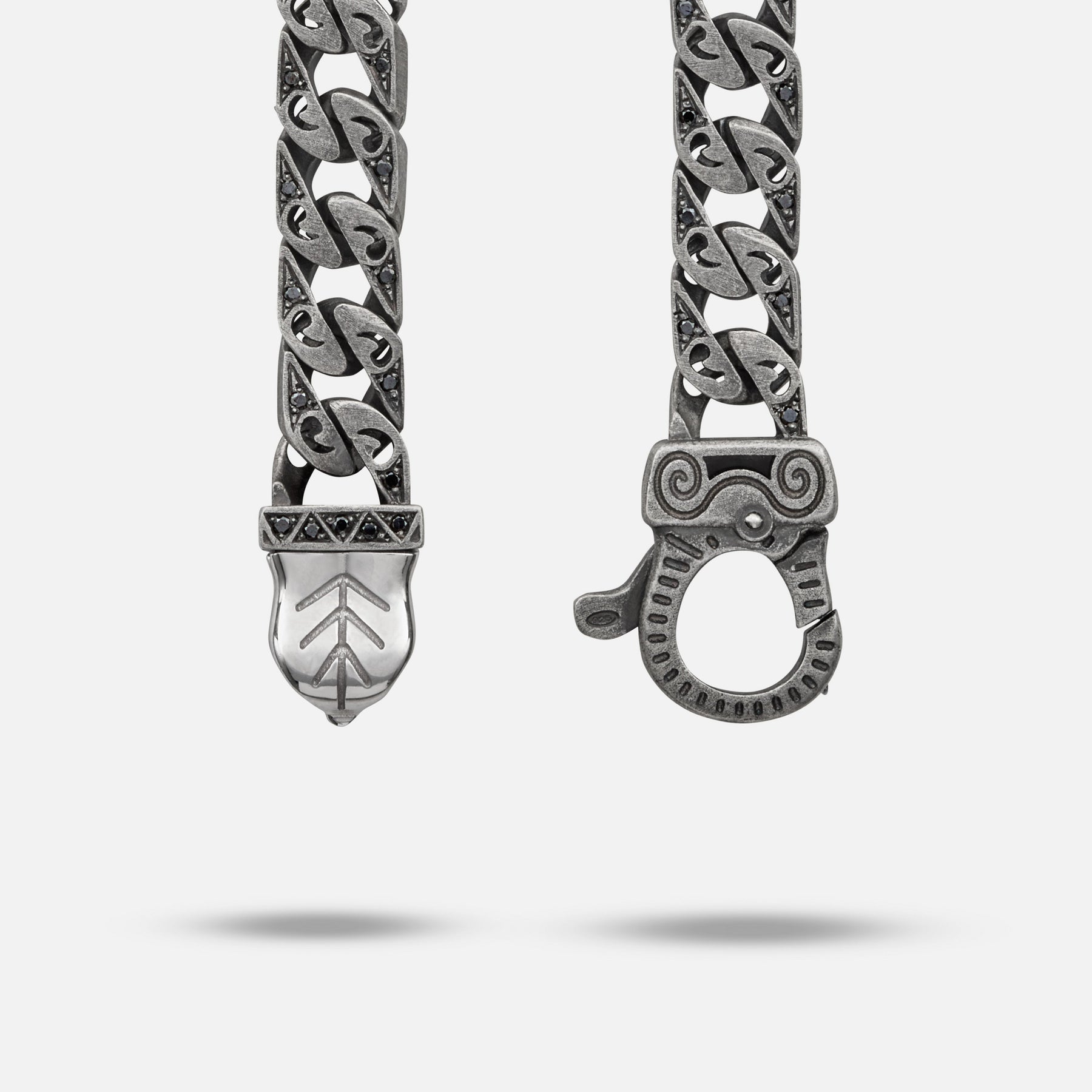 FLAMING TONGUE 6MM Necklace with Pave Diamonds