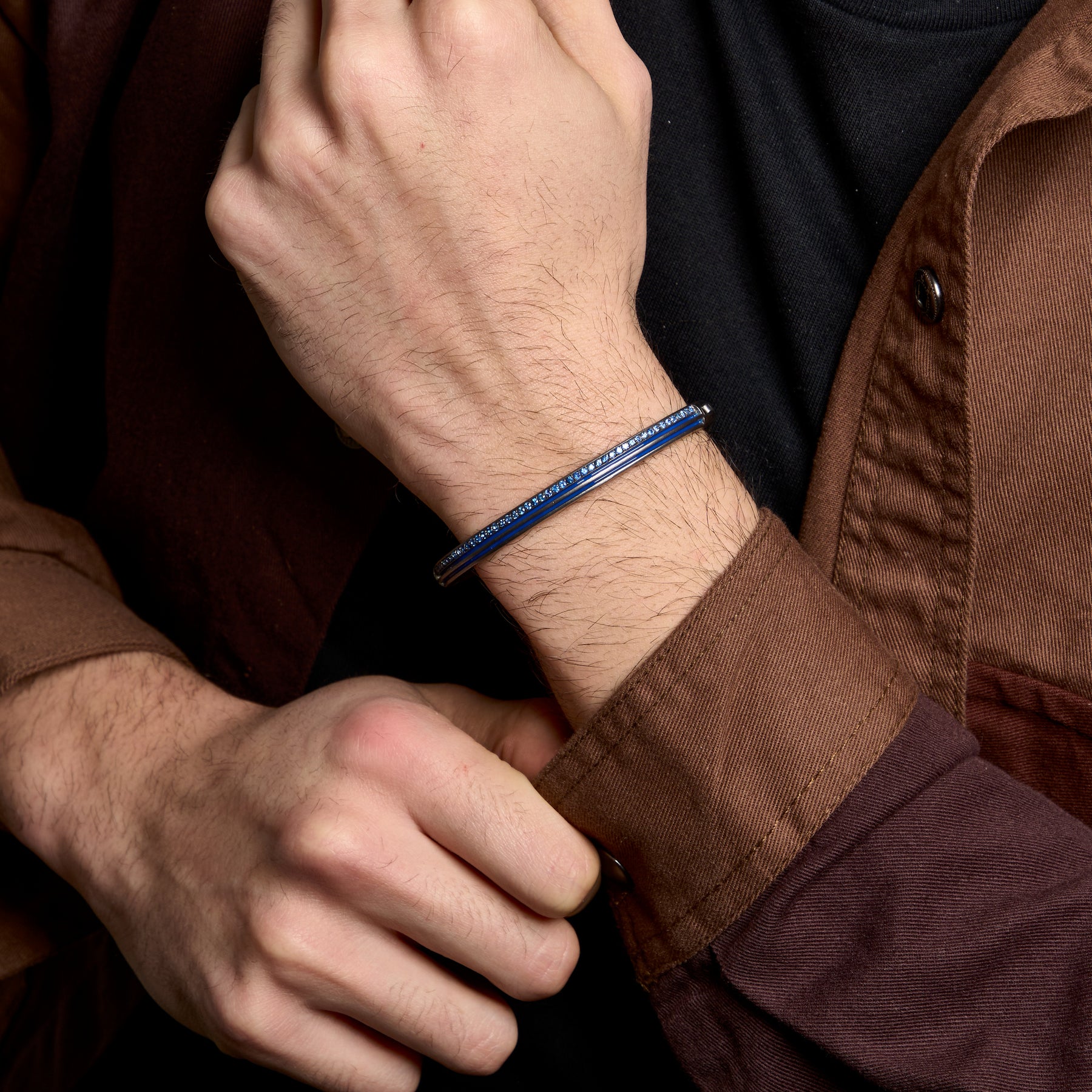 ACIES SLIM GEMSTONE CUFF
