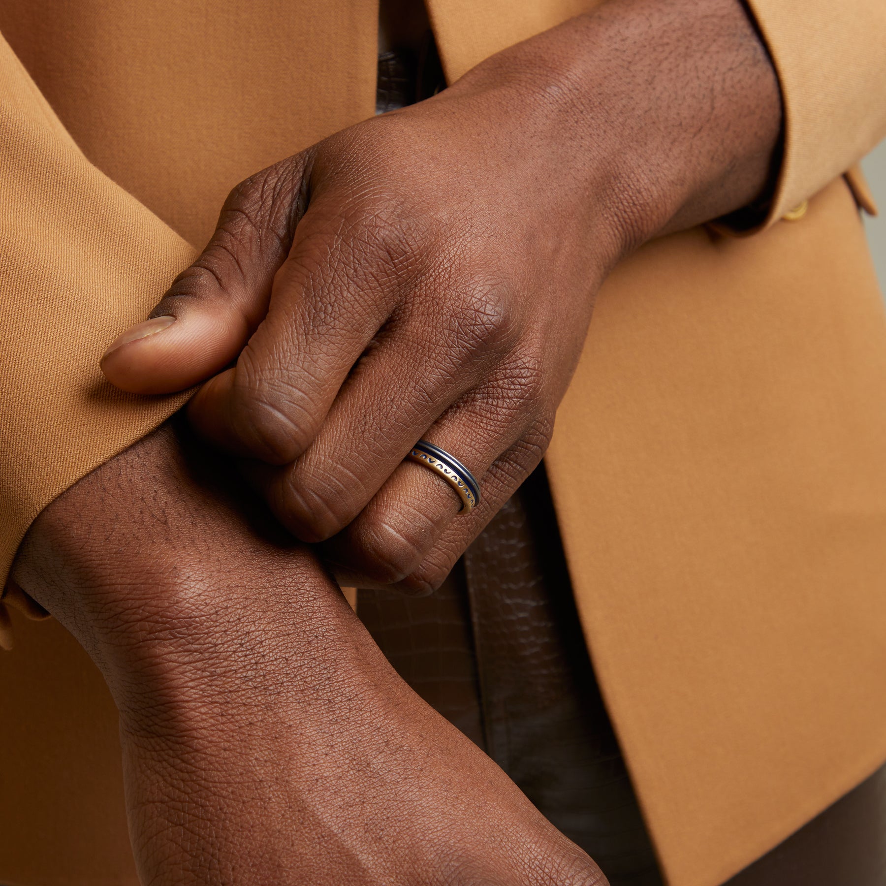 ACIES SLIM MIXED METAL RING