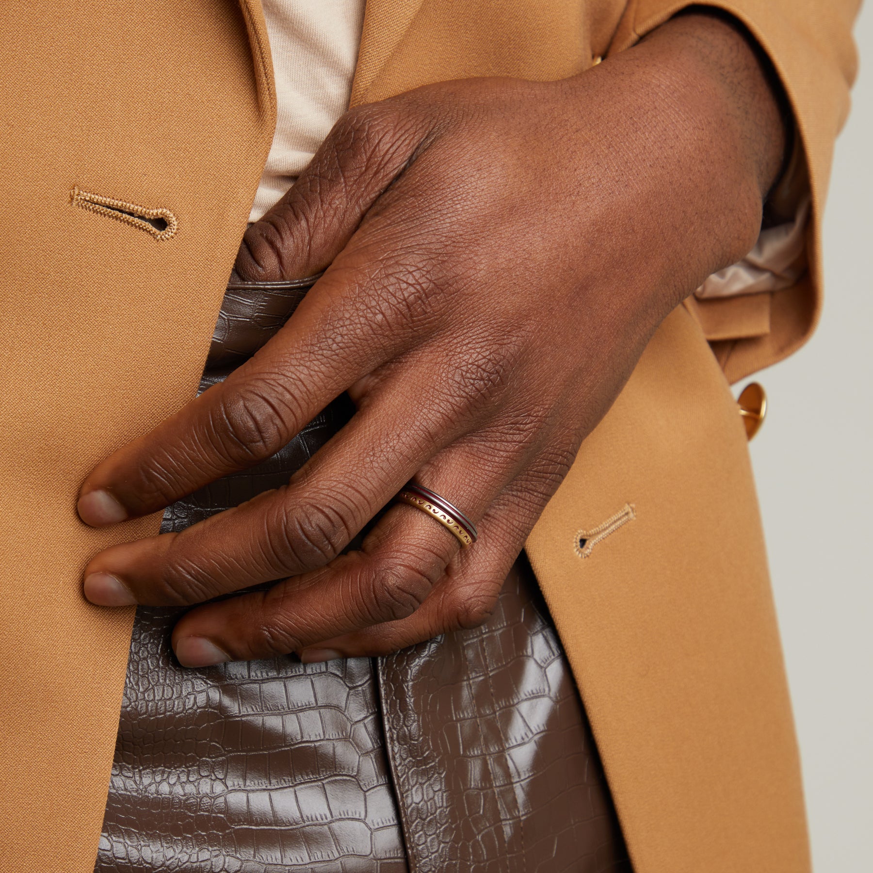 ACIES SLIM MIXED METAL RING
