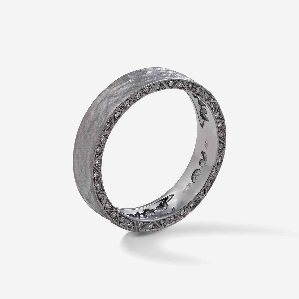 Manawa Pavé Edge Diamond Ring