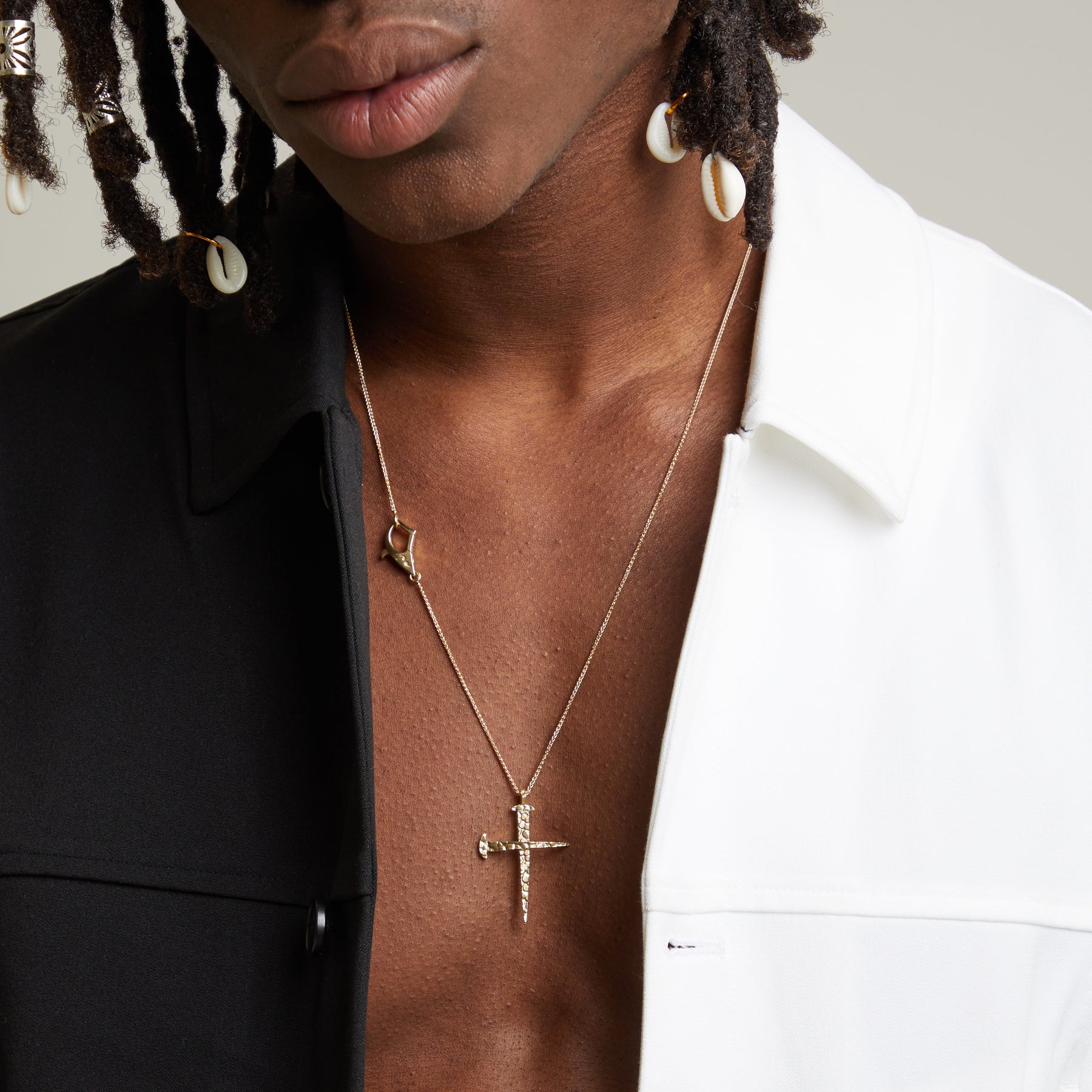 FORGED TRANSCENDENCE Hammered Gold Pendant, 18K Yellow Gold - Model View