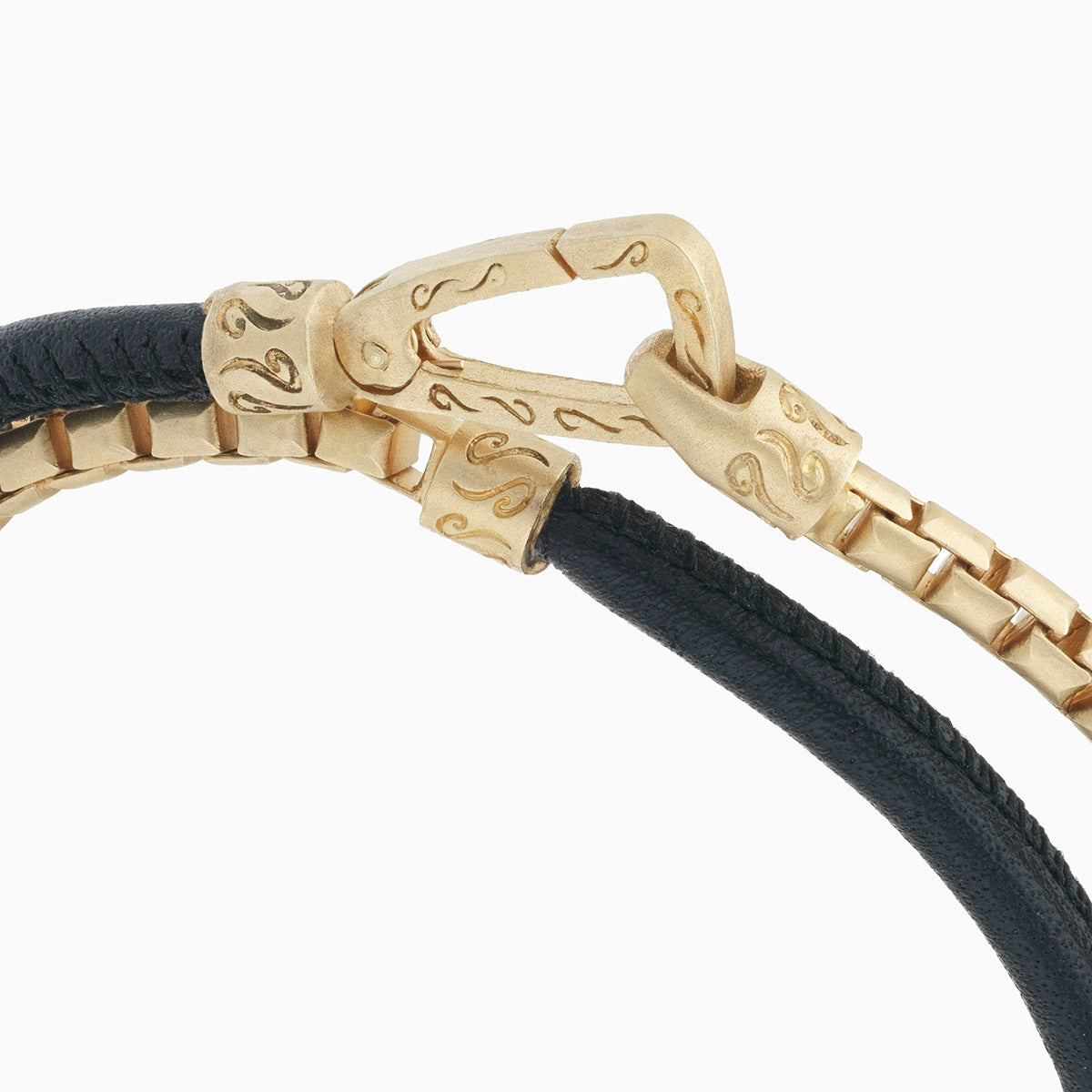 LASH Box Chain & Smooth Leather Bracelet, Yellow Gold Vermeil, Black Leather-Close View
