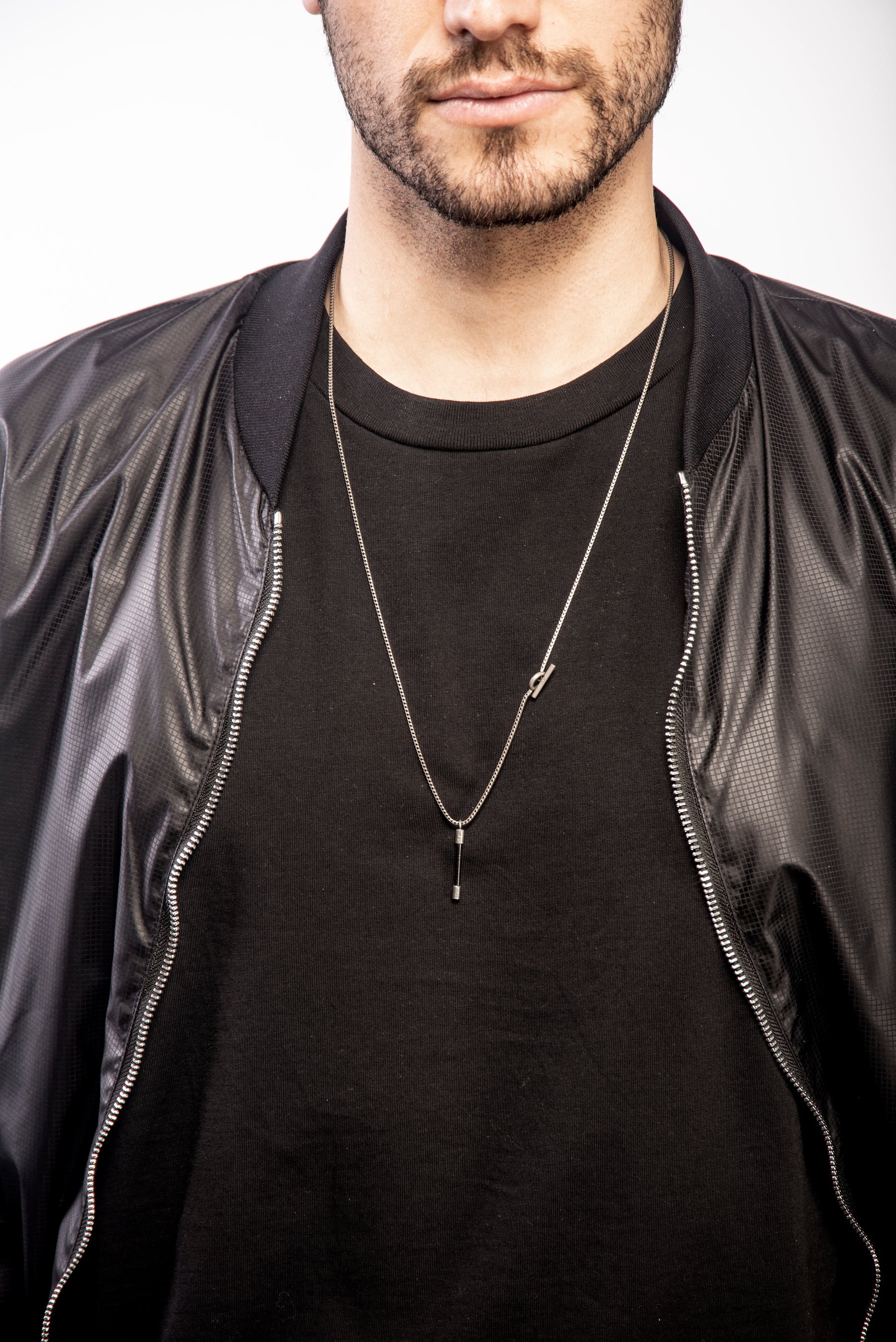 LASH Drop Chain, Black Leather-Model View