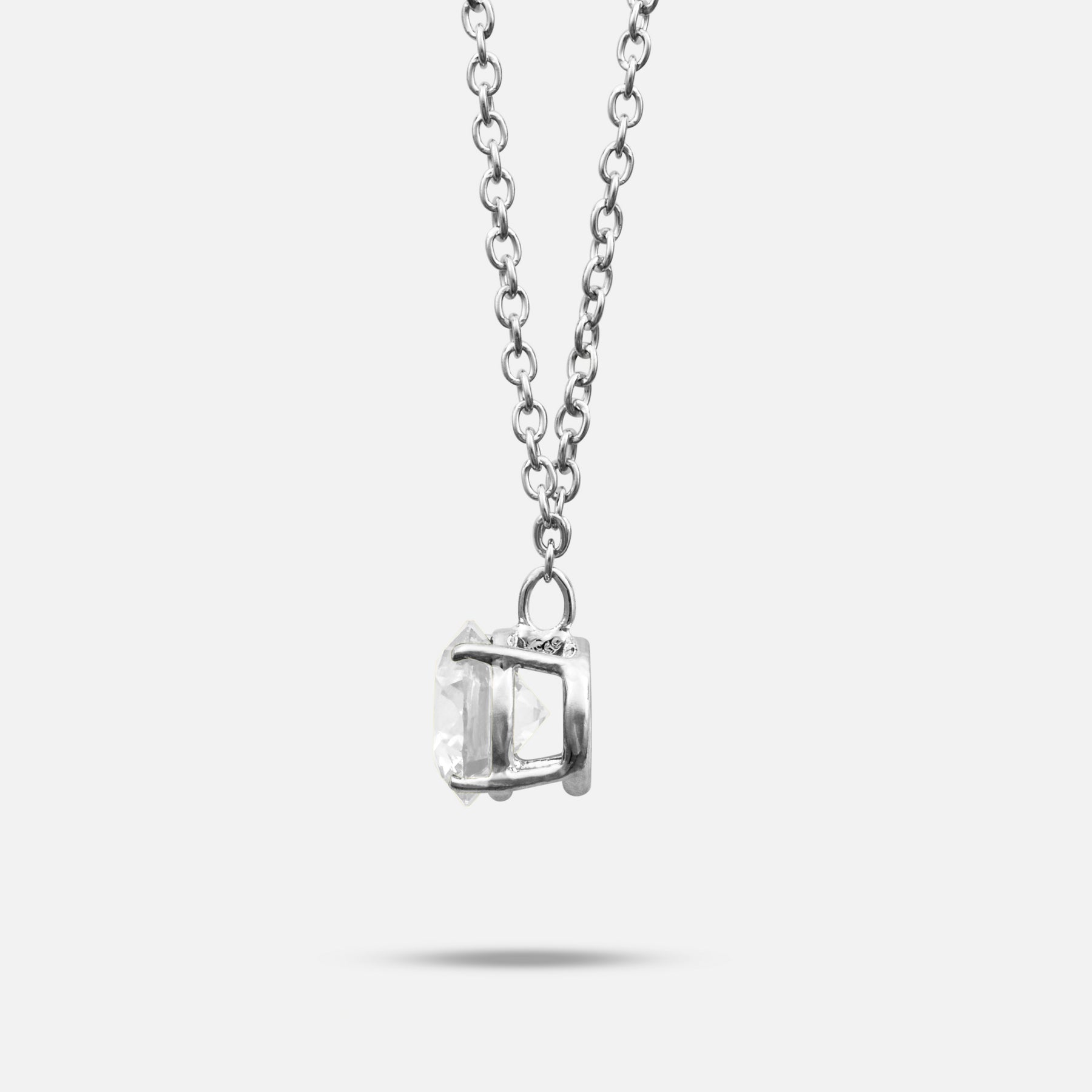 White Diamond setting on Eclipse Luna Pendant shown at angle