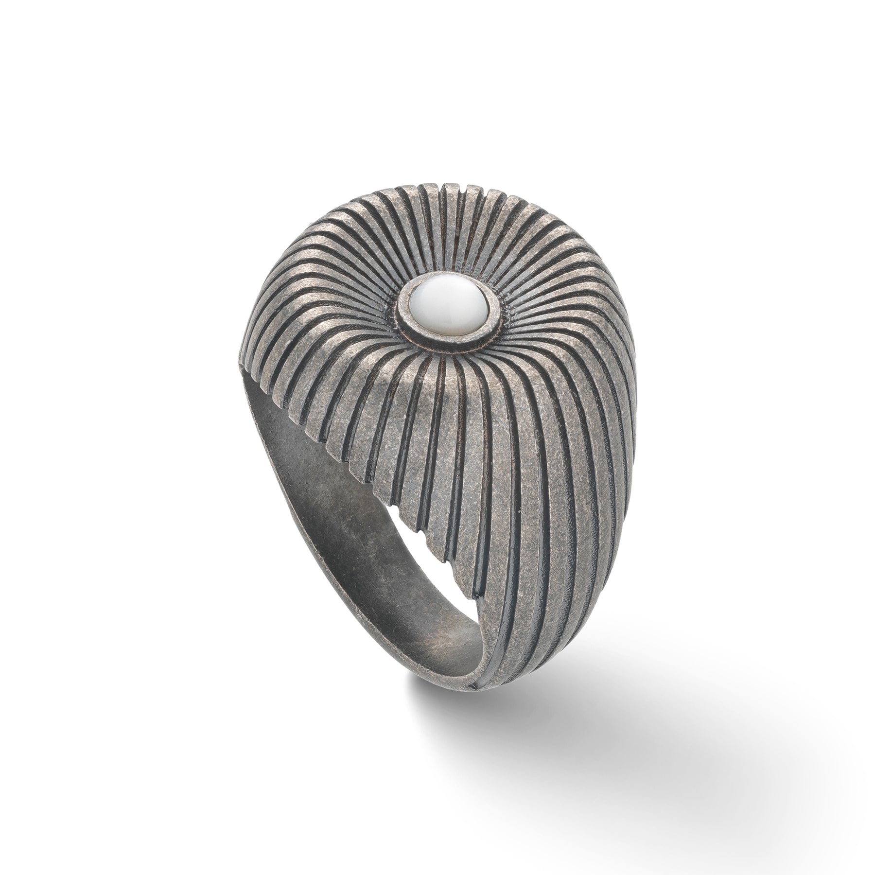 Calyx Radiant Ring with Mother of Pearl Gemstone