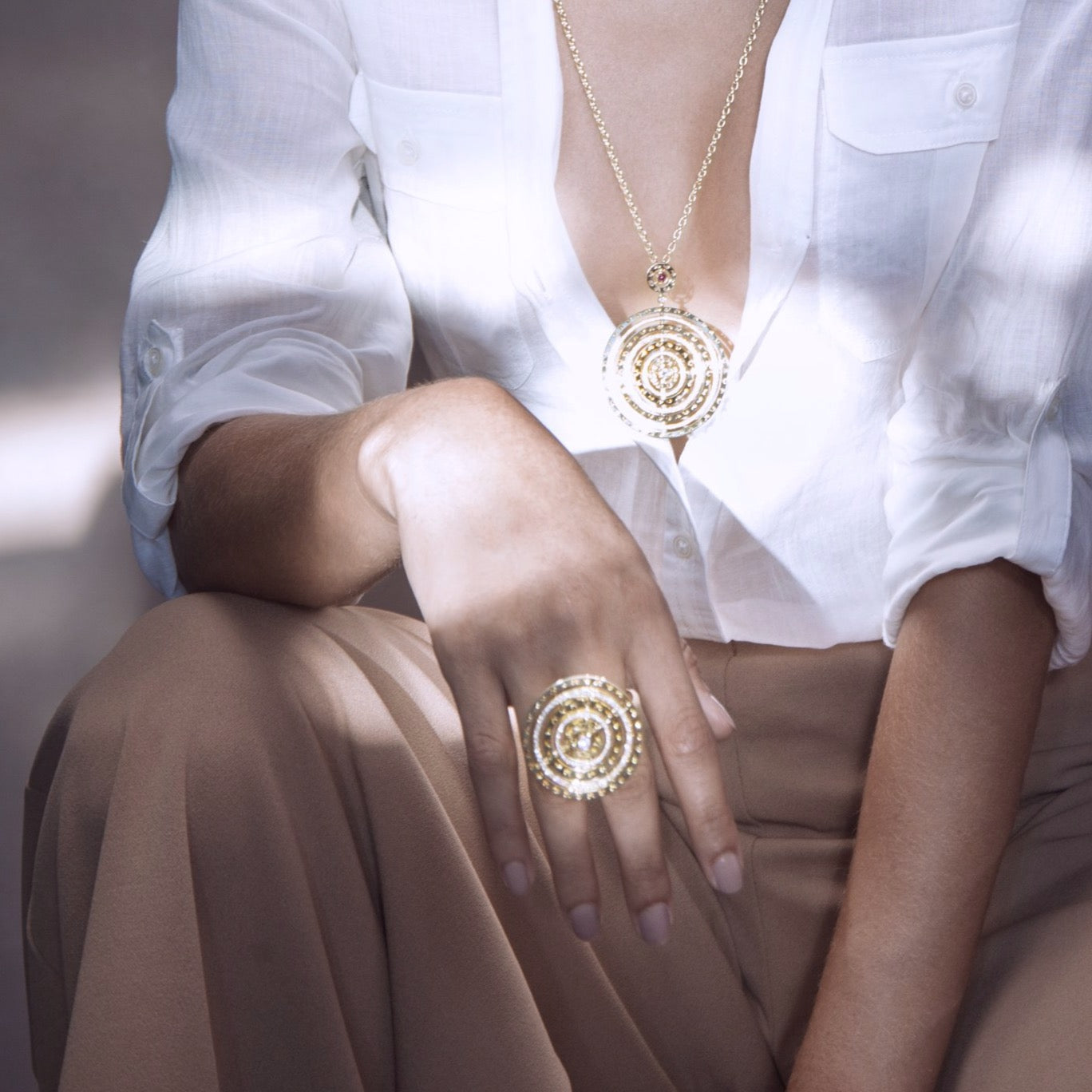 Amaia Twilight Ring with White Diamonds