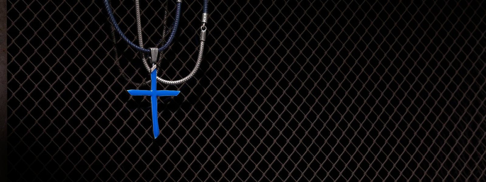 MEN'S CROSSES