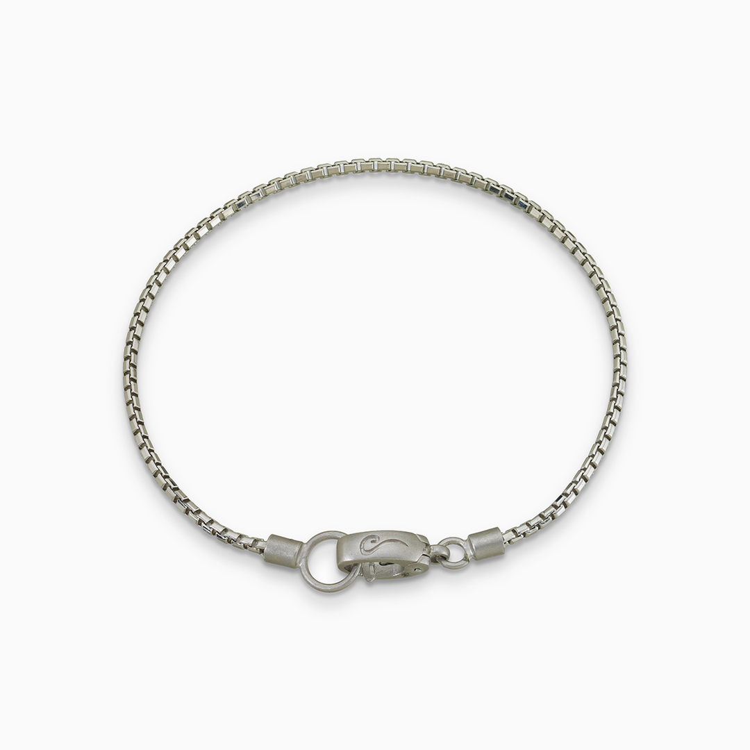 ULYSSES Silver Bracelet with Polished Chain and Matte Clasp