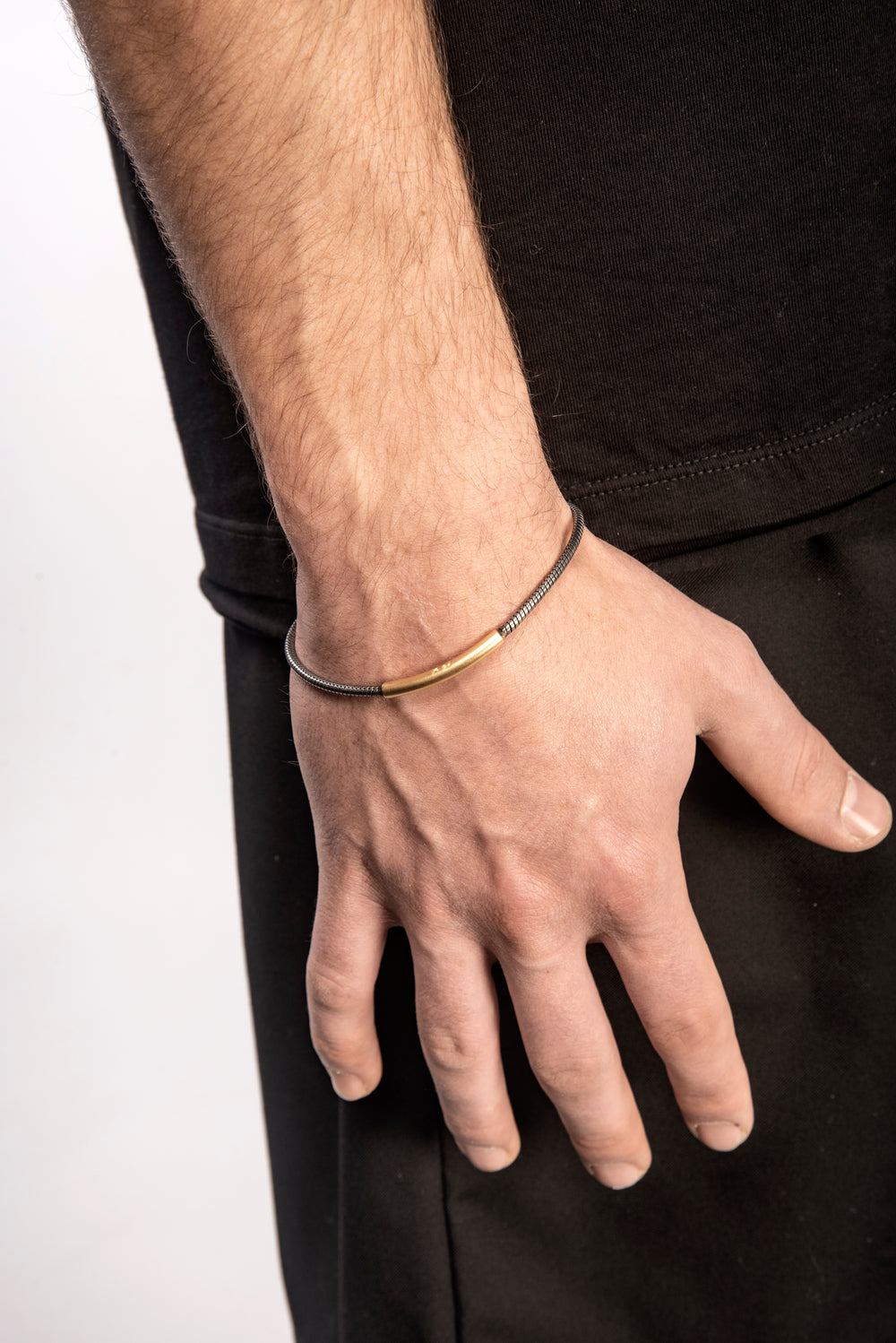 ULYSSES Classy 18K Matte Yellow Gold Vermeil and Oxidized Bracelet