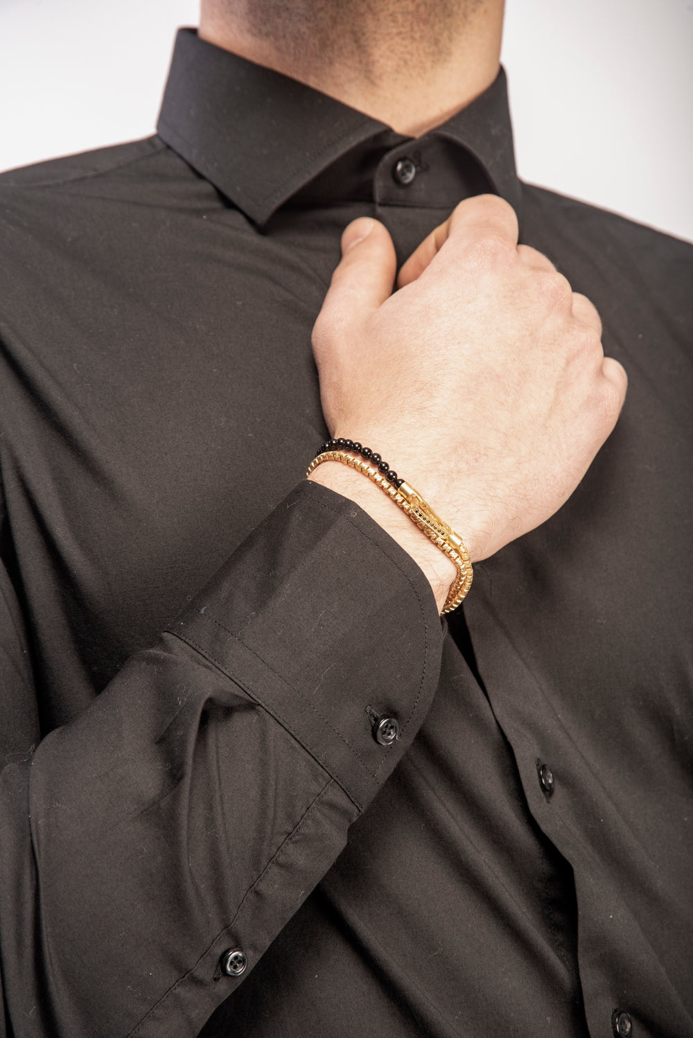 Ulysses 18 Karat Vermeil Mini-Onyx-Perlen-Doppelkettenarmband