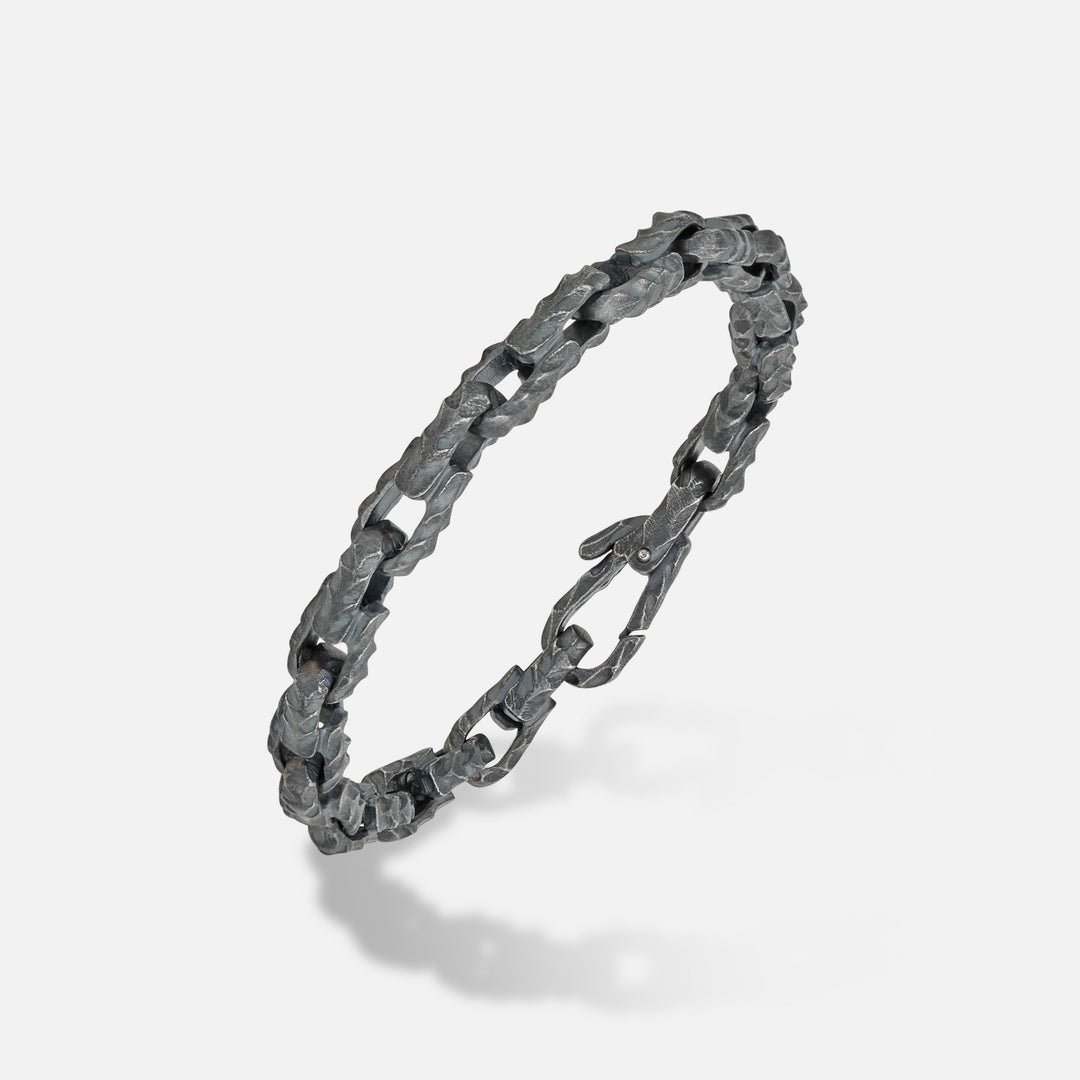 ULYSSES HAMMERED BRACELET