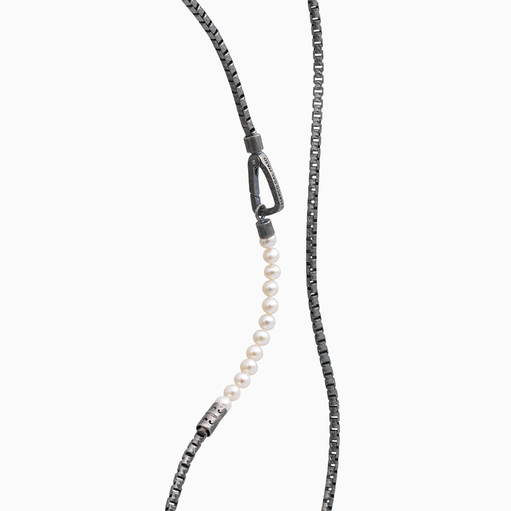 ULYSSES Mini Pearls Beads Chain Necklace-Straight View