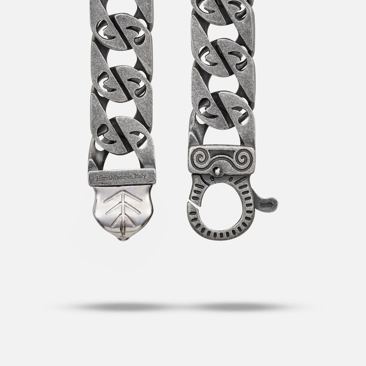 FLAMING TONGUE 9MM Necklace with Pave Diamonds