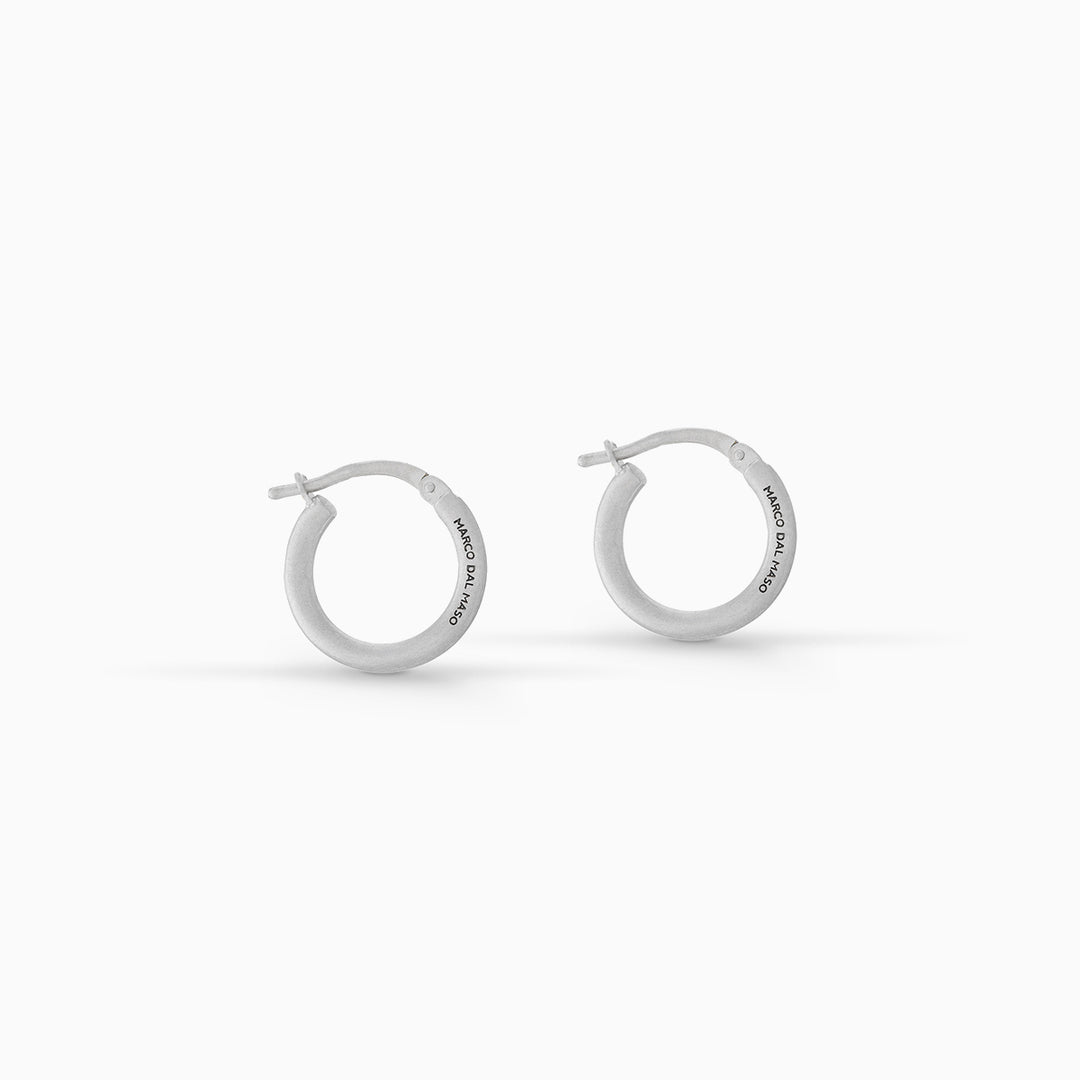 ULYSSES SLICK HOOP EARRING