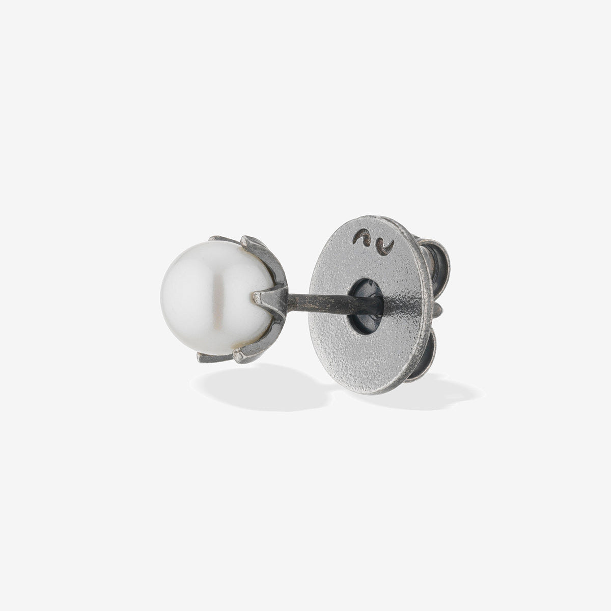 Calyx Gemstone Stud Earring | Oxidized Silver & Pearl | Men's