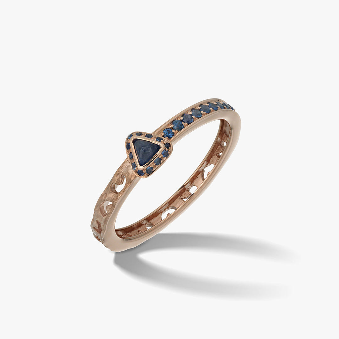 Marco Dal Maso women’s Orion triangular gemstone ring featuring a sleek design with a prominent triangular gemstone and metal band.