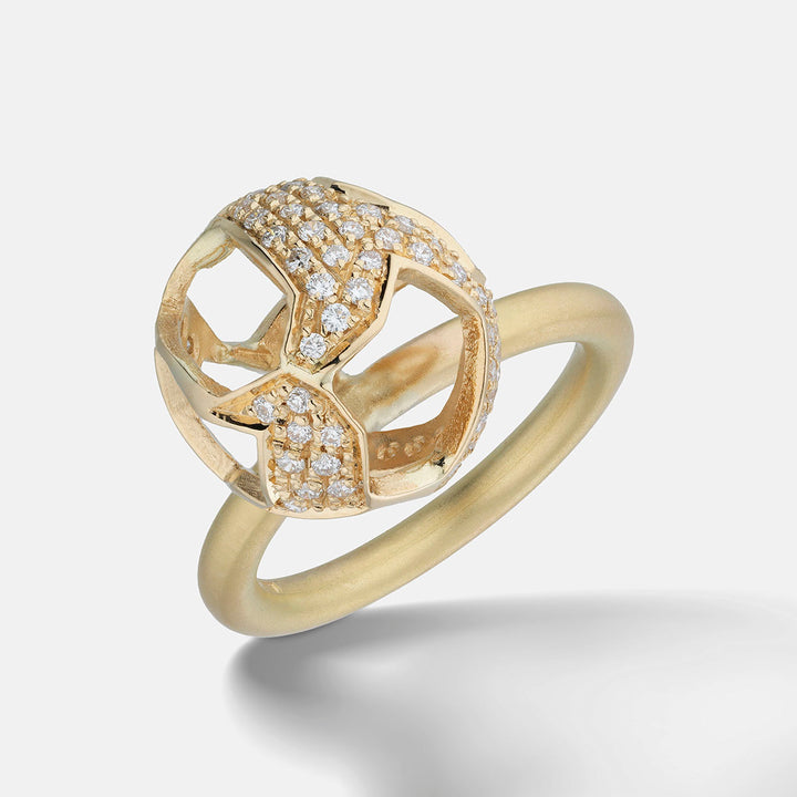 Explosion Of Joy Grand Ring White Diamonds Yellow Gold-Standard View