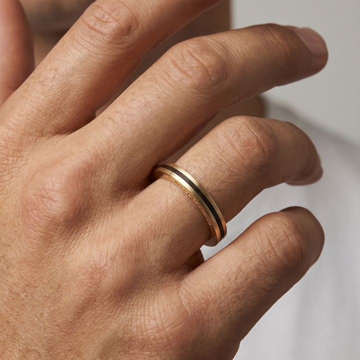 CONTINUUM 18K Yellow Gold & Black Enamel Ring