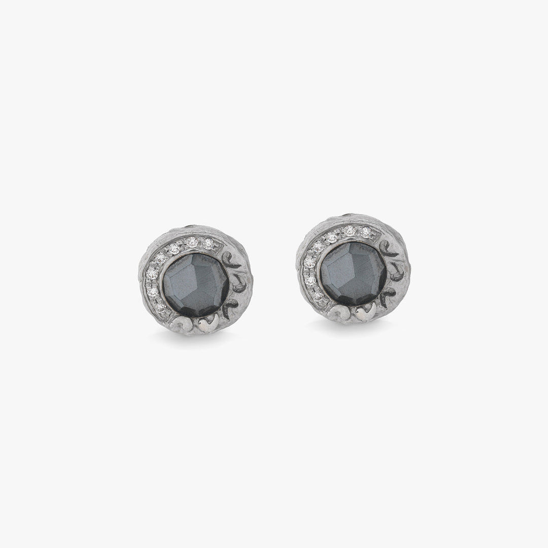 WARRIOR MEDALLION STUD EARRING