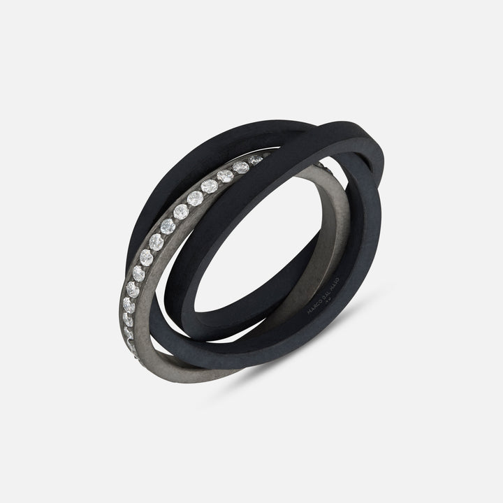 Close-up of black titanium details on Eclipse Enquinox Ring