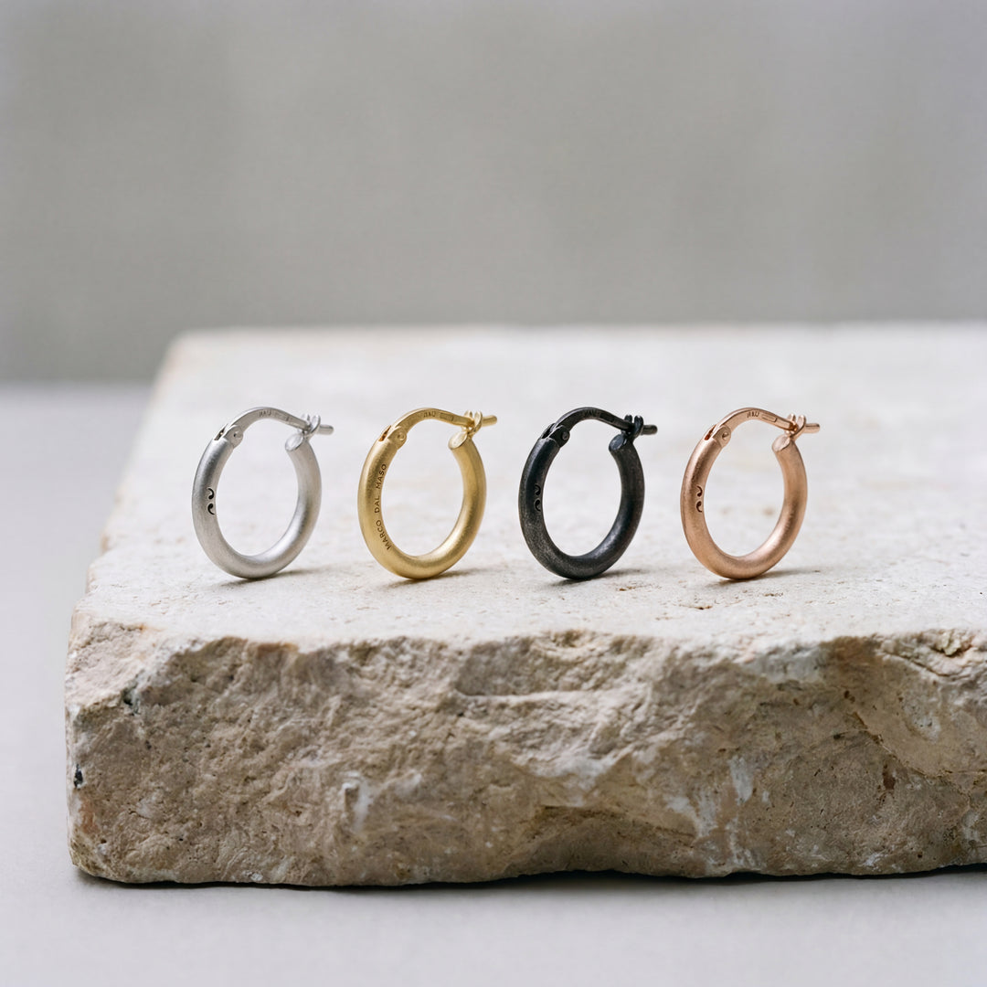 ULYSSES SLICK HOOP EARRING