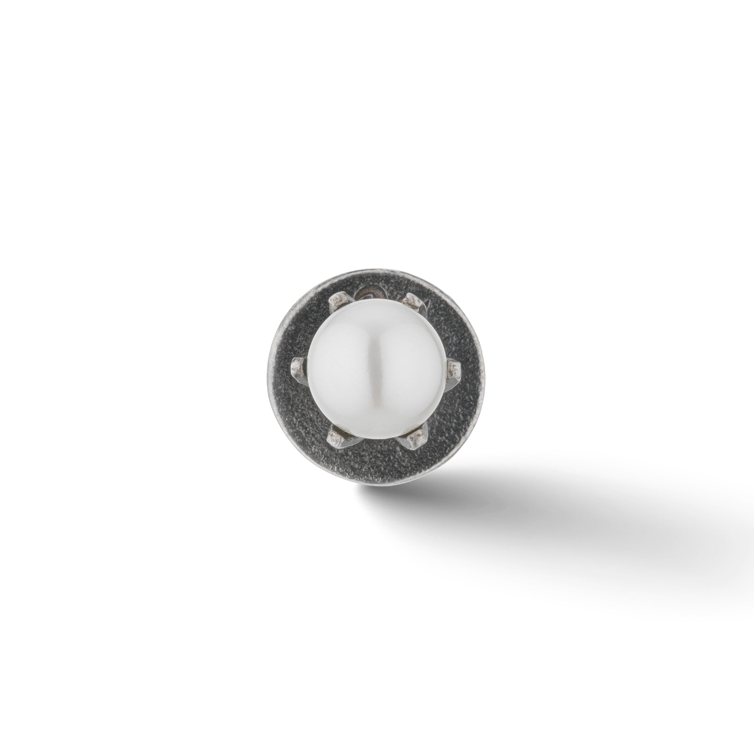 Calyx Mono Mini Pearl Earring