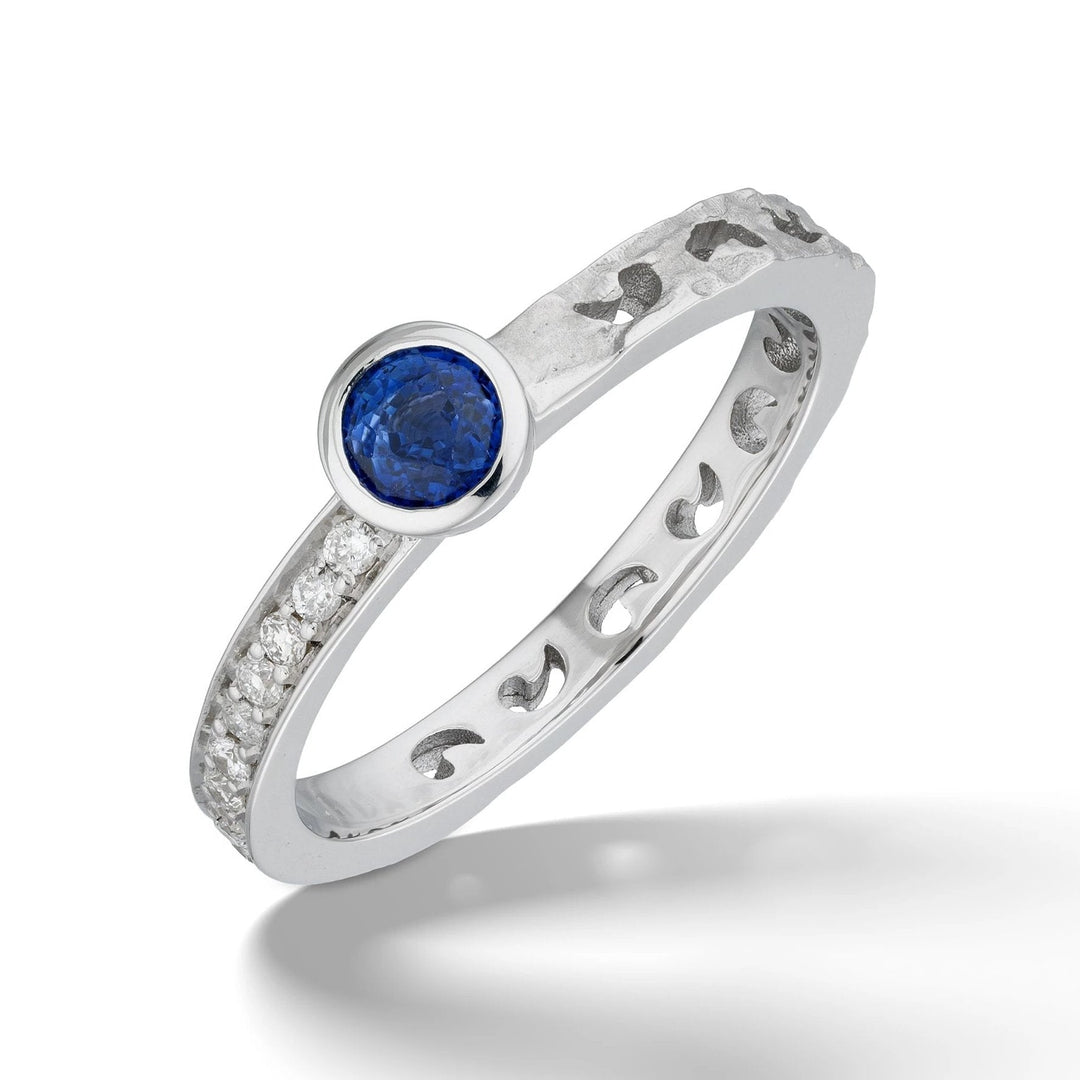 Orion White Gold Ring with White Diamonds & Blue Sapphire Top