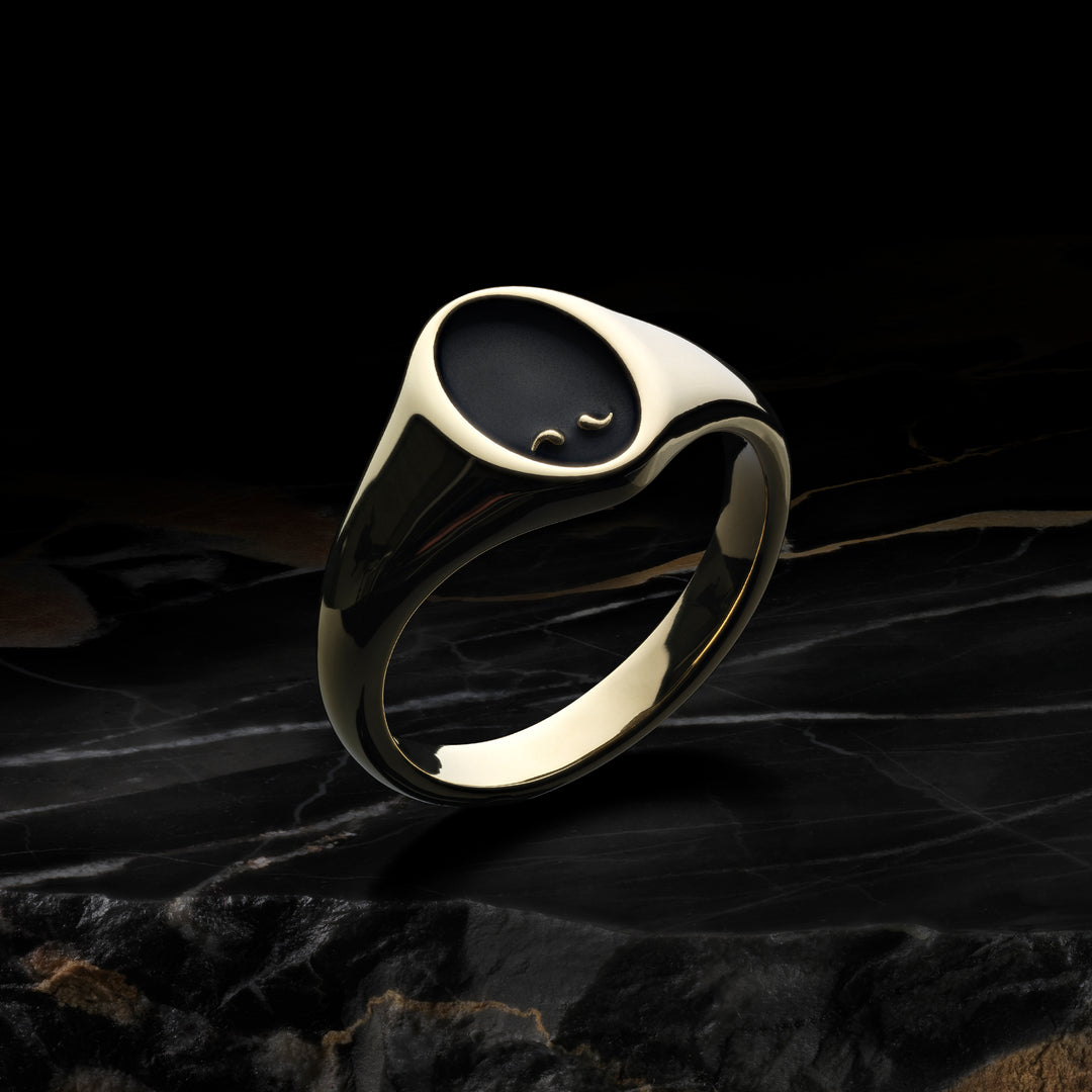 FRAME Black Enameled Signet 18k Ring